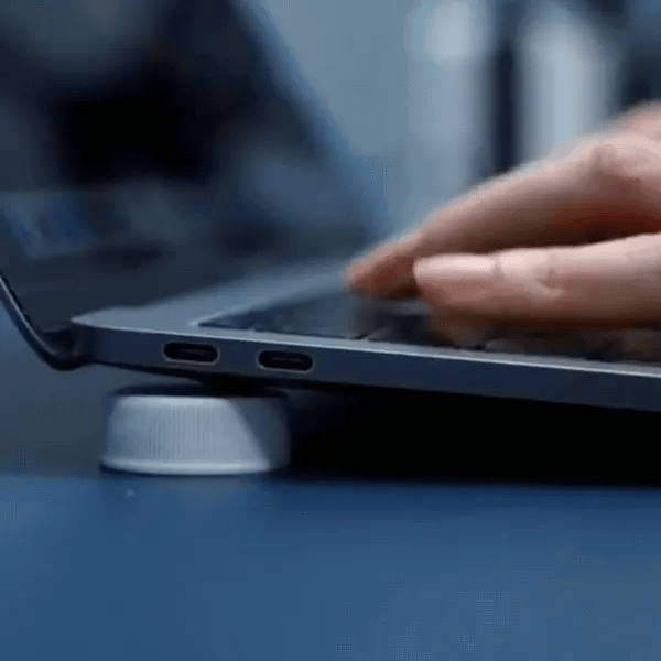 DeskLift™ - Compact Laptop Legs | Ergonomic Incline & Enhanced Airflow | Strong Stick | Lightweight Metal